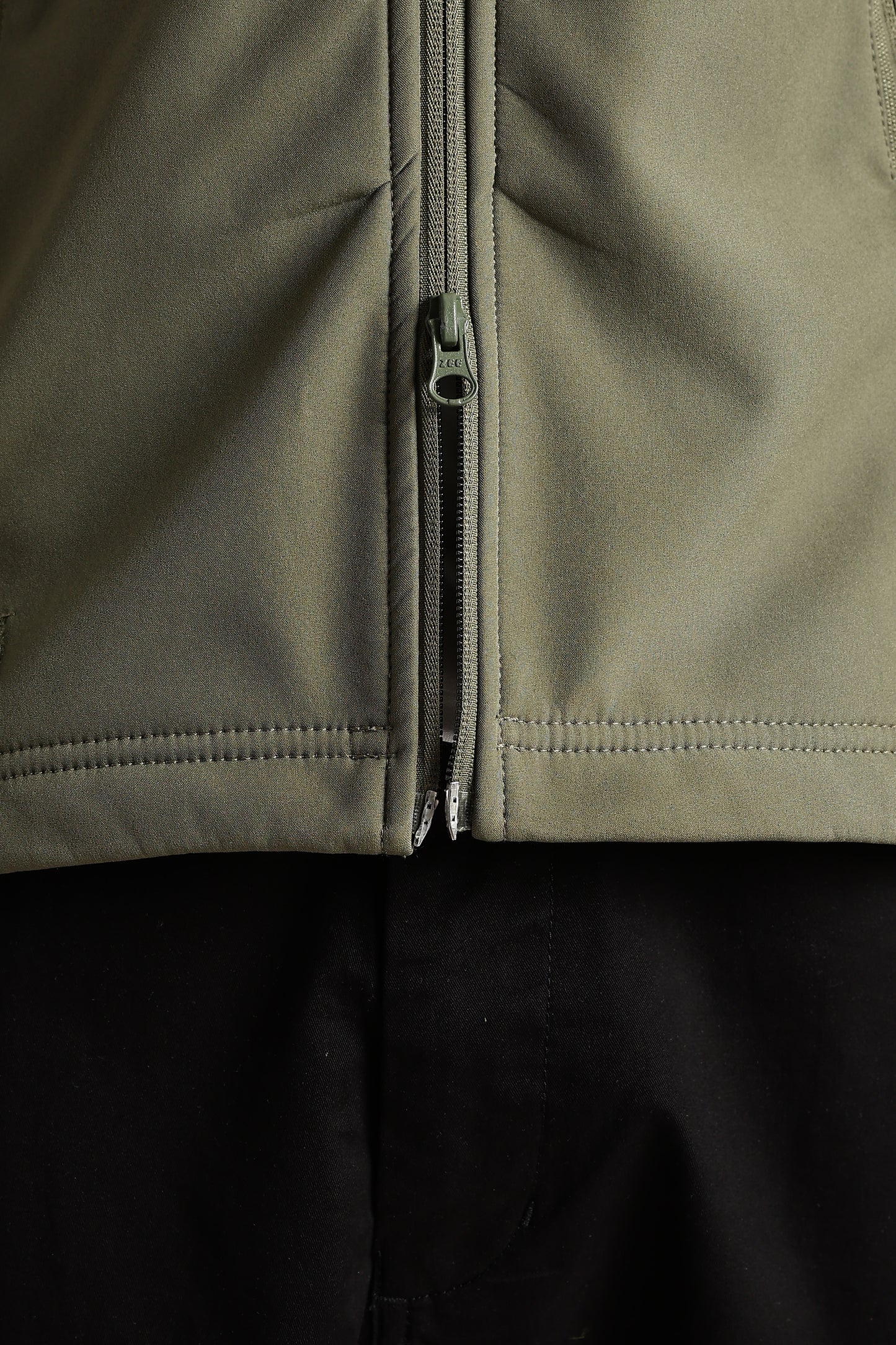 Tactical Softshell Military Jacket With Shoulder Flap