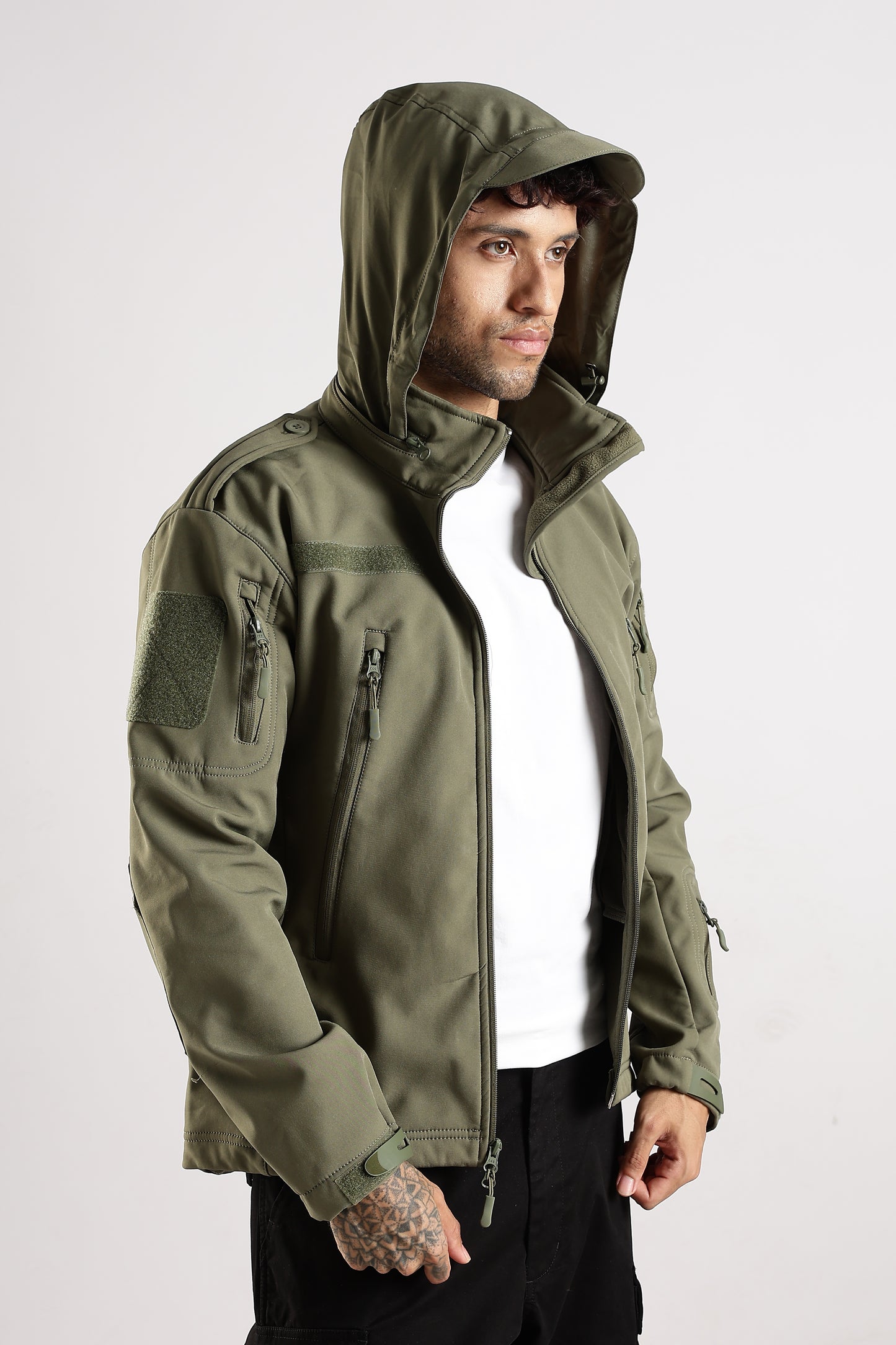 Tactical Softshell Military Jacket With Shoulder Flap