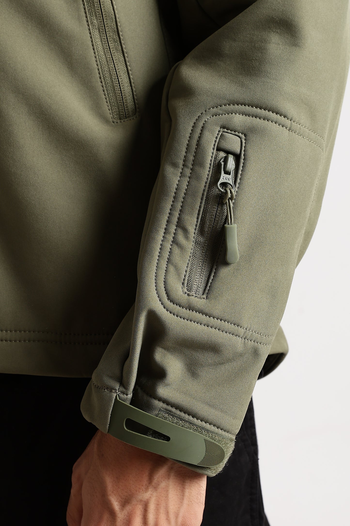Tactical Softshell Military Jacket With Shoulder Flap