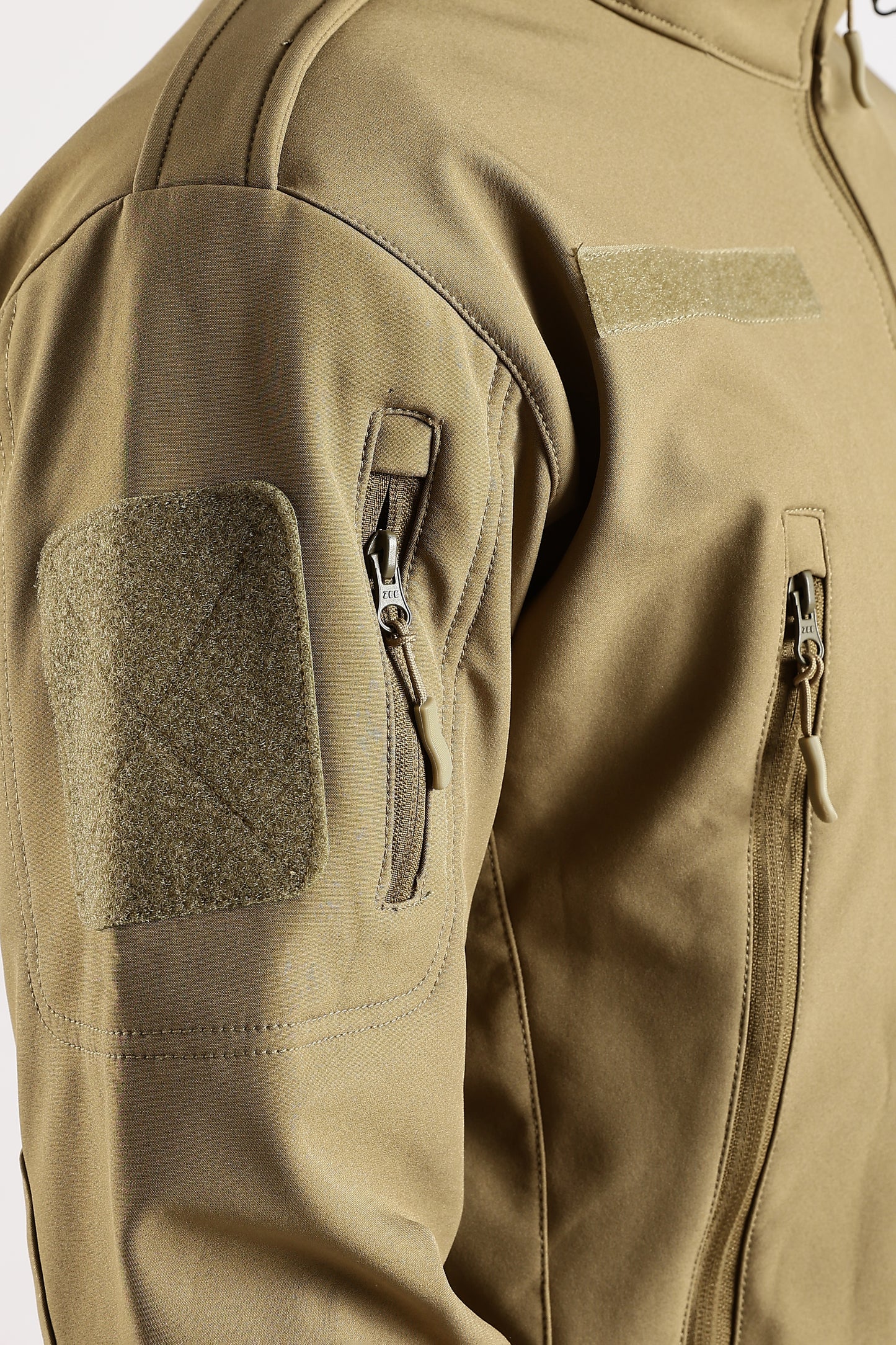 Tactical Softshell Military Jacket With Shoulder Flap