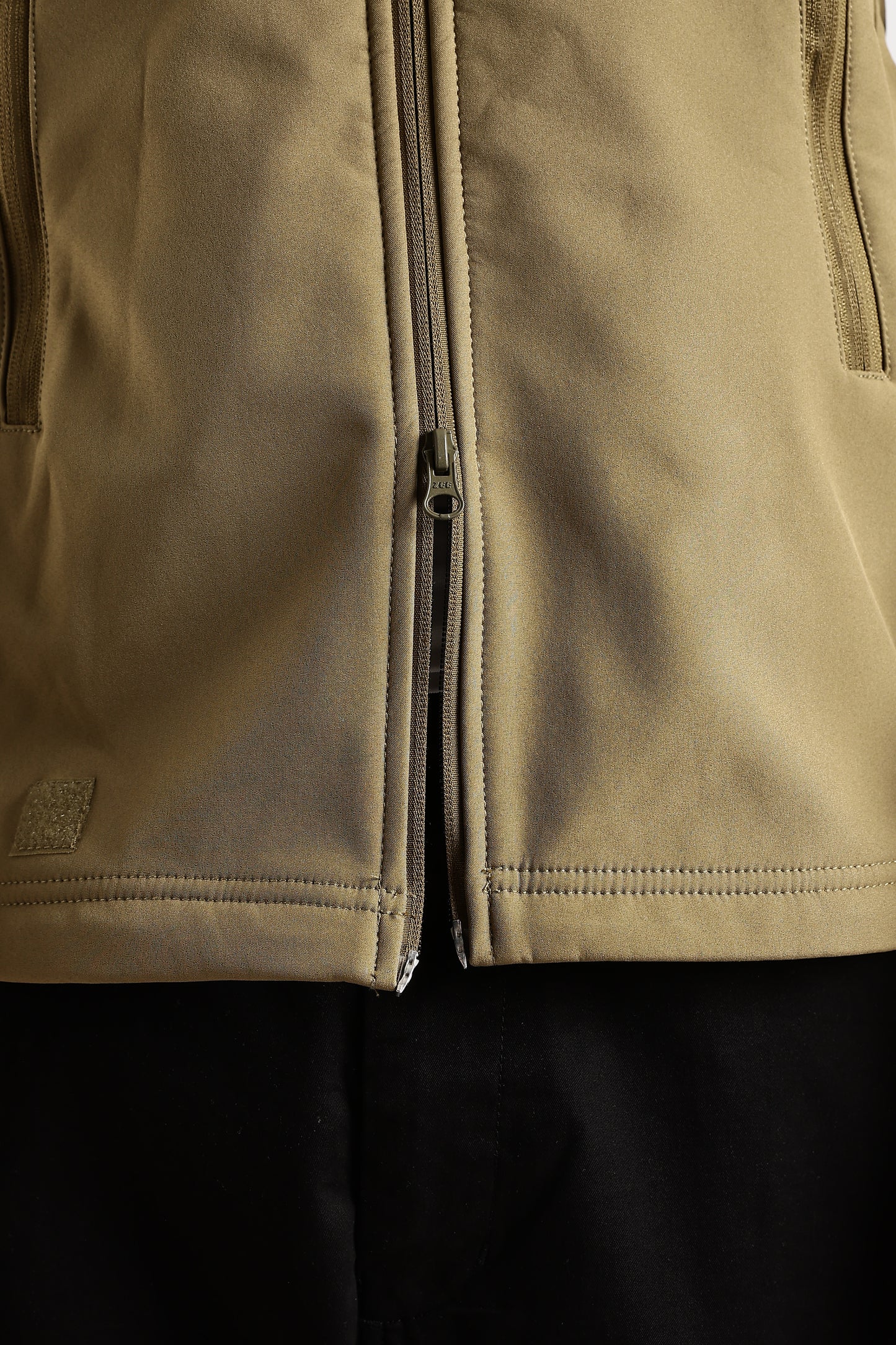 Tactical Softshell Military Jacket With Shoulder Flap