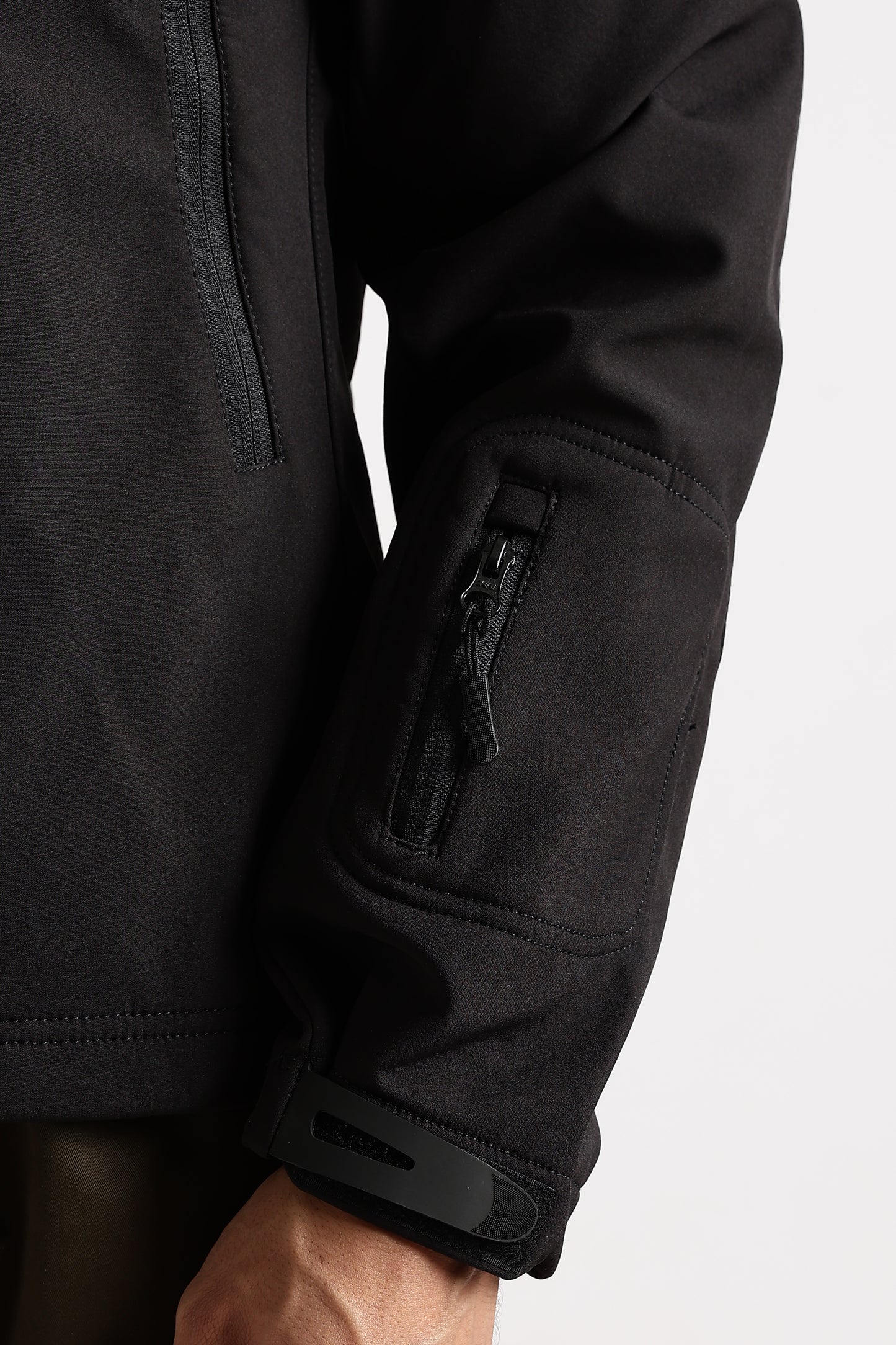 Tactical Softshell Military Jacket With Shoulder Flap